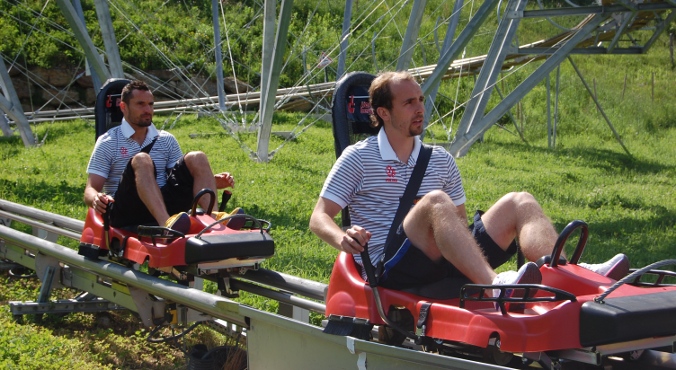 Kadra miała wolne, bawiła się na kolejce górskiej (zdjęcia)