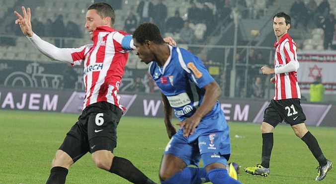 Ekstraklasa: Górnik wiceliderem, pożegnanie Nakoulmy?
