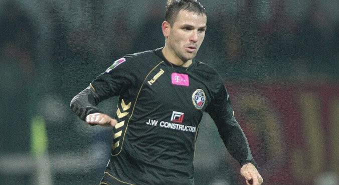 Oficjalnie: Tomasz Brzyski w Legii Warszawa