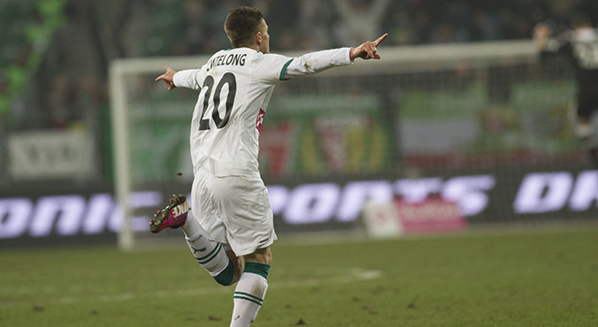 Puchar Niemiec: Dwa gole Piotra Ćwielonga. Bramka Lewandowskiego