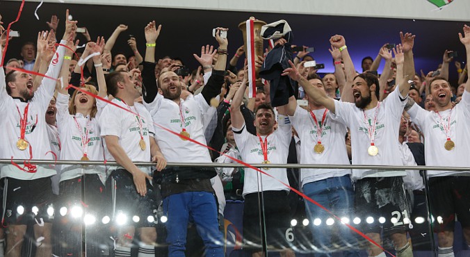 Legia Warszawa mistrzem Polski!