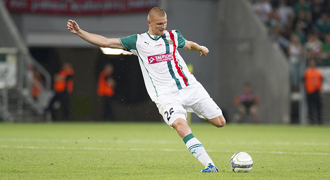 Śląsk wyrwał punkt Pogoni. Kapitalny gol Kaźmierczaka!