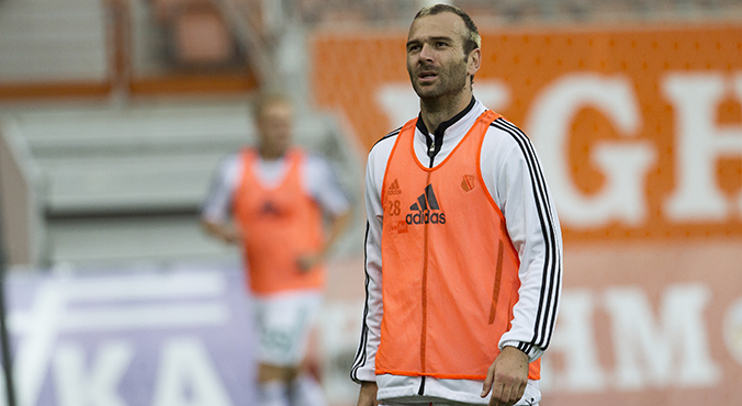 Ljuboja nie jest już piłkarzem RC Lens