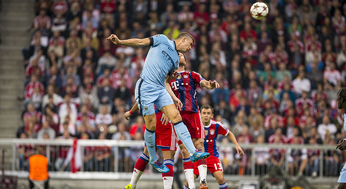 Edin Dzeko może przenieść się na Anfield