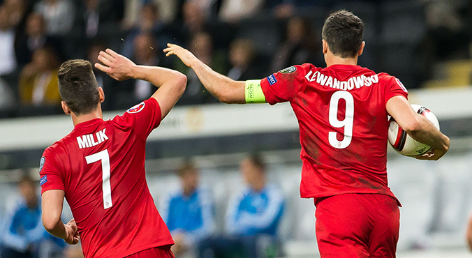 Mecz z Gibraltarem przy otwartym dachu na Stadionie Narodowym