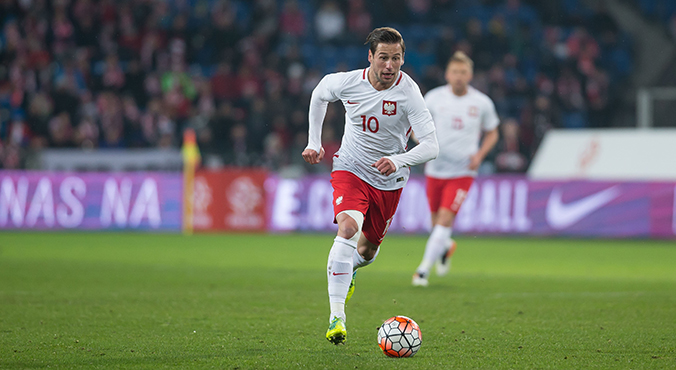 Krychowiak: Z meczu na mecz gramy coraz lepiej