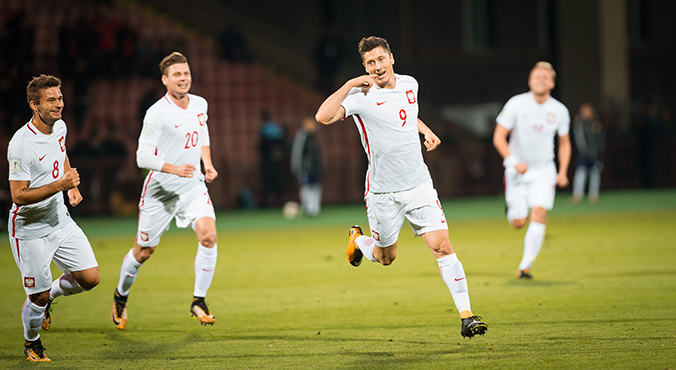 Robert Lewandowski walczy z czasem