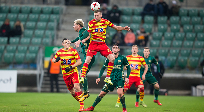 Jagiellonia sprzeda schemat rzutu rożnego