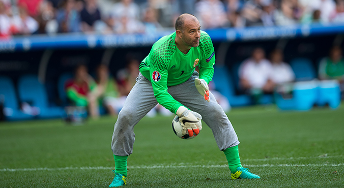 Gabor Kiraly postanowił zakończyć karierę