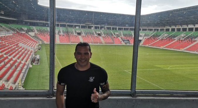 Carlos Pena definitywnie odszedł z GKS-u