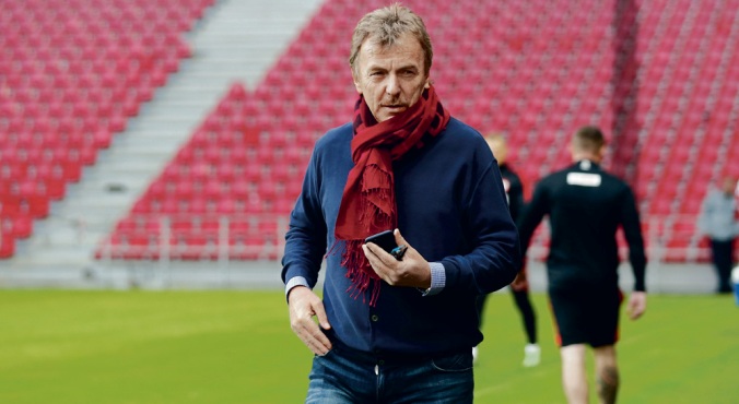 Boniek: Nie ślizgamy się na plecach Lewego