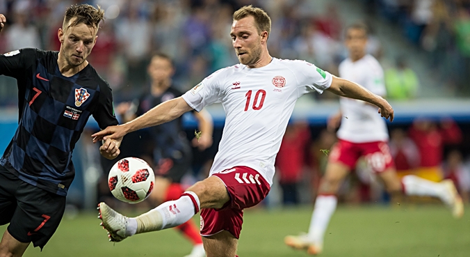 Eriksen pracuje nad formą w Amsterdamie