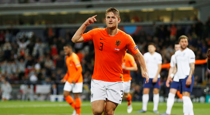 Matthijs de Ligt nie wzmocni Barcelony