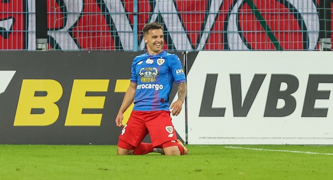 Krykun zapewnia trzy punkty Piastowi!