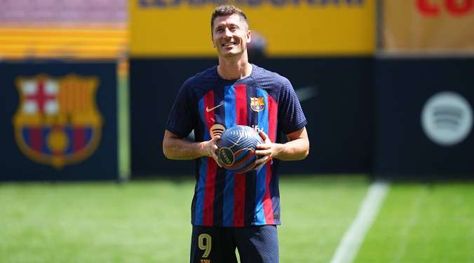 FC Barcelona musi dopłacić do transferu Lewandowskiego