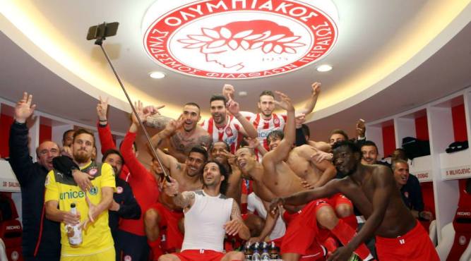 Olympiakos triumfatorem Ligi Konferencji