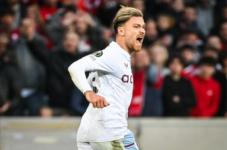 April 18, 2024, Villeneuve-D&#039;ascq, France, France: Matty CASH of Aston Villa celebrates his goal during the UEFA Europa Conference League match between Lille OSC (LOSC) and Aston Villa at Pierre Mauroy Stadium on April 18, 2024 in Villeneuve-d&#039;Ascq near Lille, France. (Credit Image: ©  Matthieu Mirville/ZUMA Press Wire) 
LIGA KONFERENCJI EUROPY UEFA PILKA NOZNA SEZON 2023/2024
FOT. ZUMA/newspix.pl / 400mm.pl

POLAND ONLY !!!
---
newspix.pl / 400mm.pl