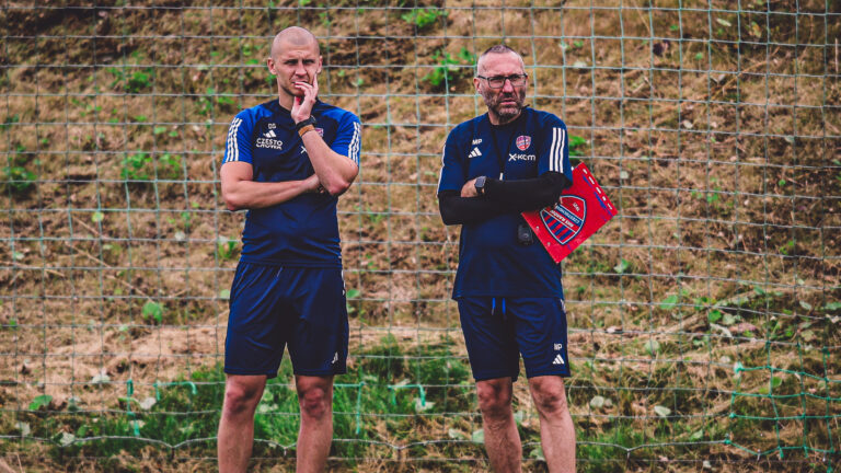 ARLAMOW 25.06.2024
ZGRUPOWANIE RAKOWA CZESTOCHOWA W ARLAMOWIE --- RAKOW CZESTOCHOWA TRAINING CAMP IN ARLAMOW
DAWID SZWARGA MAREK PAPSZUN
FOT. JAKUB ZIEMIANIN/400mm.pl