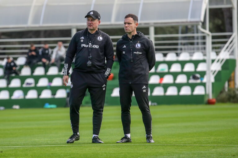 BELEK  17.01.2024
TRENING PILKARZY LEGII WARSZAWA  LEGIA WARSAW OPEN TRAINING SESSION
KOSTA RUNJAIC  PRZEMYSLAW MALECKI
FOT. MARCIN SZYMCZYK/400mm.pl