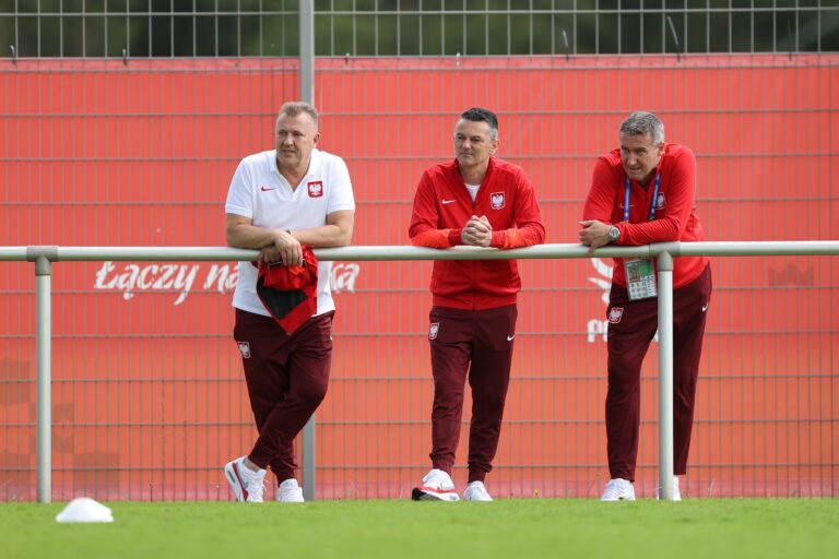 HANOWER 17.06.2024
TRENING REPREZENTACJI POLSKI NA EURO 2024 --- POLISH FOOTBALL NATIONAL TEAM TRAINING SESSION ON EURO 2024 IN HANOVER
CEZARY KULESZA  MACIEJ MATENKO  RADOSLAW MICHALSKI
FOT. PIOTR KUCZA/400mm.pl