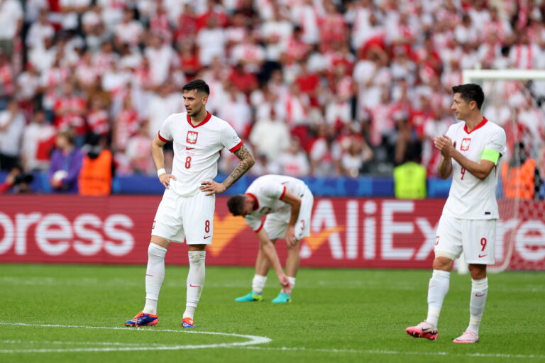 BERLIN 21.06.2024
MECZ II RUNDA GRUPA D MISTRZOSTW EUROPY 2024: POLSKA - AUSTRIA --- FIRST ROUND GROUP D UEFA EURO 2024 MATCH: POLAND - AUSTRIA
JAKUB MODER  ROBERT LEWANDOWSKI  SMUTEK
FOT. PIOTR KUCZA/400mm.pl