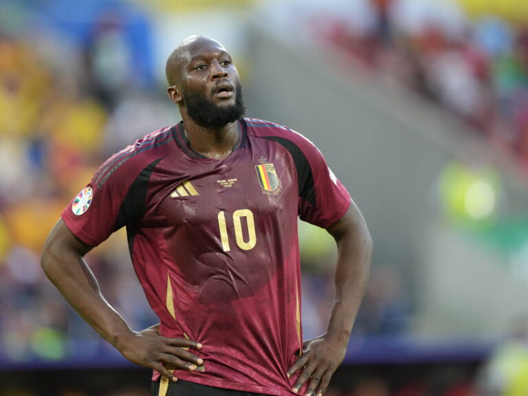 COLOGNE, GERMANY - JUNE 22: Romelu Lukaku (10) of Belgium gestures during UEFA EURO 2024 Group E football match between Belgium and Romania at Cologne Stadium in Cologne, Germany on June 22, 2024. Mahmut Serdar Alakus / Anadolu/ABACAPRESS.COM 
UEFA EURO NIEMCY 2024
ME MISTRZOSTWA EUROPY W PILCE NOZNEJ PILKA NOZNA
BELGIA v RUMUNIA
FOT. ABACA/newspix.pl / 400mm.pl

POLAND ONLY !!!
---
newspix.pl / 400mm.pl