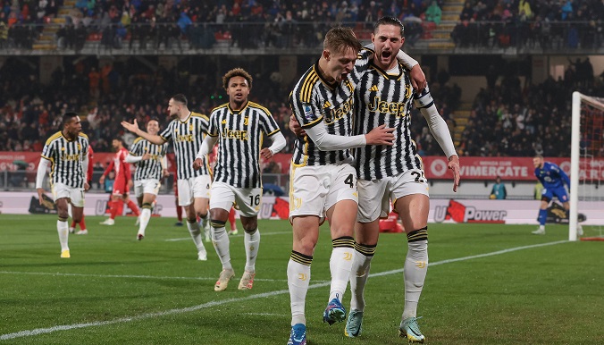 Hitowa wymiana Juve