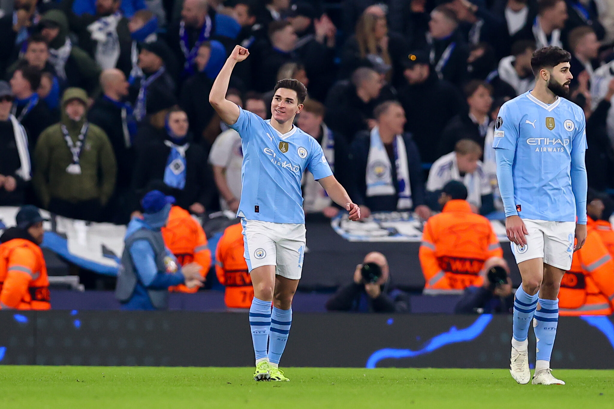 Manchester, United Kingdom, 06.03.2024: Julian Alvarez (Manchester City) celebrates his goal  waehrend des UEFA Champions League 2023/24 - Achtelfinale rueckspiels zwischen Manchester City vs FC Kopenhagen im Etihad Stadion am 06. March 2024 in Manchester, United Kingdom. (Foto von Ryan Crockett/DeFodi Images)

Manchester, United Kingdom, 06.03.2024: Julian Alvarez (Manchester City) celebrates his goal  during the UEFA Champions League 2023/24 - Round of 16 Second Leg match between Manchester City vs FC Kopenhagen at Etihad Stadium on March 6, 2024 in Manchester, United Kingdom. (Photo by Ryan Crockett/DeFodi Images)  
LIGA MISTRZOW UEFA PILKA NOZNA SEZON 2023/2024
FOT. DEFODI IMAGES/newspix.pl / 400mm.pl

POLAND ONLY !!!
---
newspix.pl / 400mm.pl