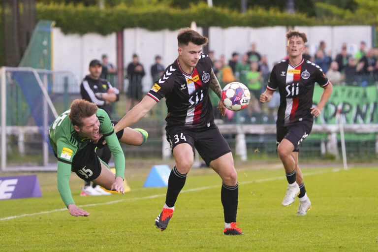 WARSZAWA 12.05.2024
MECZ 32. KOLEJKA FORTUNA I LIGA SEZON 2023/24 --- POLISH FIRST LEAGUE FOOTBALL MATCH: POLONIA WARSZAWA - GORNIK LECZNA
NZ MARKO ROGINIC WIKTOR PLESNIEROWICZ 
FOT. PAWEL WOJCIK/400mm.pl