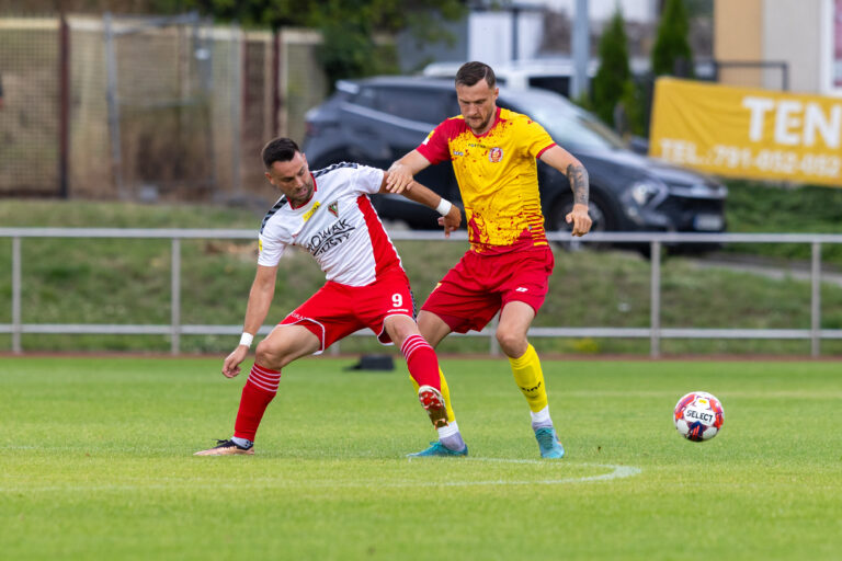 PRUSZKOW 04.08.2023
MECZ 3. KOLEJKA FORTUNA I LIGA SEZON 2023/24 --- POLISH FIRST LEAGUE FOOTBALL MATCH: ZNICZ PRUSZKOW - ZAGLEBIE SOSNOWIEC
KAMIL BILINSKI  WOJCIECH BLYSZKO
FOT. MARCIN SOLARZ/400mm.pl