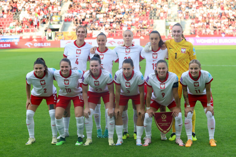 SOSNOWIEC 16.07.2024
PILKA NOZNA KOBIET UEFA ELIMINACJE MISTRZOSTW EUROPY 2025
MECZ POLSKA - ISLANDIA
FOOTBALL UEFA WOMENS EUROPEAN QUALIFIERS EURO 2025
MATCH POLAND - ICELAND
OLIWIA WOS MILENA KOKOSZ PAULINA DUDEK NATALIA PADILLA KINGA SZEMIK - MARTYNA WIANKOWSKA ALEKSANDRA ZAREMBA ADRIANA ACHCINSKA WIKTORIA ZIENIEWICZ EWA PAJOR EWELINA KAMCZYK
FOT. MICHAL CHWIEDUK / 400mm.pl