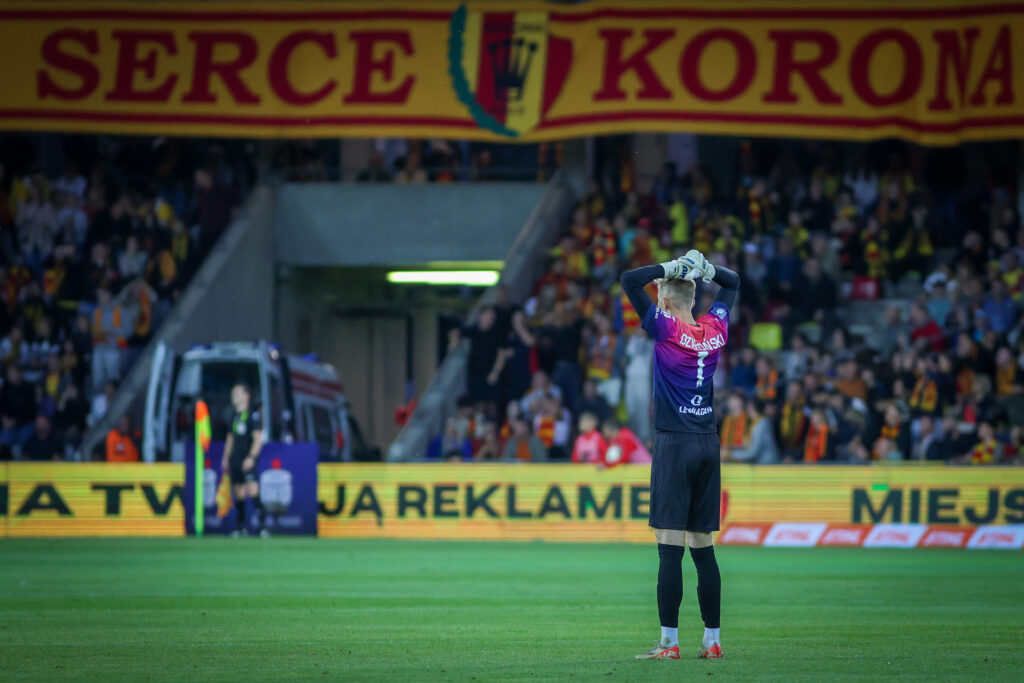 Kielce, 28.07.2024
EKSTRAKLASA PILKA NOZNA MECZ KORONA KIELCE - LEGIA WARSZAWA
POLISH LEAGUE FOOTBALL MATCH KORONA KIELCE - LEGIA WARSZAWA

NZ Xavier Dziekonski 

FOT. Pawel Janczyk / 400mm.pl