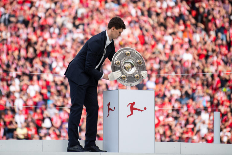 LEVERKUSEN, GERMANY - MAY 18: The Bundesliga trophy is presented after the Bundesliga match between Bayer 04 Leverkusen and FC Augsburg at BayArena on May 18, 2024 in Leverkusen, Germany. Hesham Elsherif / Anadolu/ABACAPRESS.COM 
 LIGA NIEMIECKA PILKA NOZNA SEZON 2023/2024
FOT. ABACA/newspix.pl / 400mm.pl
POLAND ONLY!
---
newspix.pl / 400mm.pl