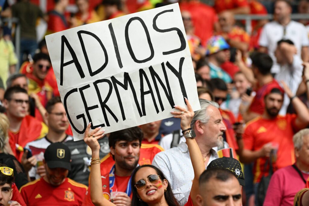 STTUTGART, GERMANY - JULY 05: Spanish fans are seen at the stands prior to the UEFA EURO 2024 Quarter-Final match between Spain and Germany at Stuttgart Arena on July 05, 2024 in Stuttgart, Germany. Gokhan Balci / Anadolu/ABACAPRESS.COM 
PILKA NOZNA EURO MISTRZOSTWA EUROPY NIEMCY - HISZPANIA
FOT. ABACA/newspix.pl / 400mm.pl
POLAND ONLY!
---
newspix.pl / 400mm.pl