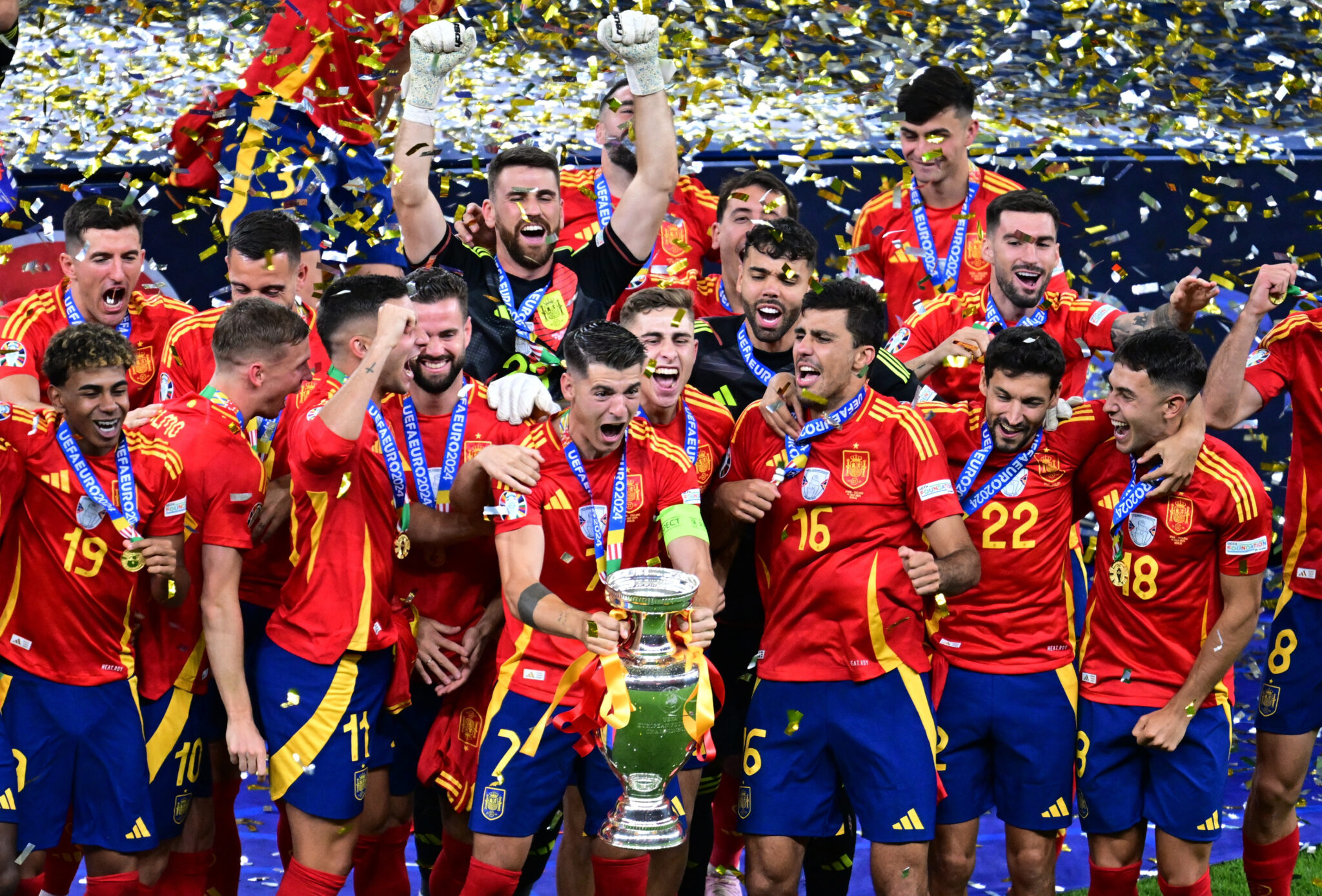 Soccer Football - Euro 2024 - Final - Spain v England - Berlin Olympiastadion, Berlin, Germany - July 14, 2024 Spain&#039;s Alvaro Morata lifts the trophy as he celebrates with teammates after winning Euro 2024,Image: 889720762, License: Rights-managed, Restrictions: , Model Release: no, Credit line: Angelika Warmuth / Reuters / Forum