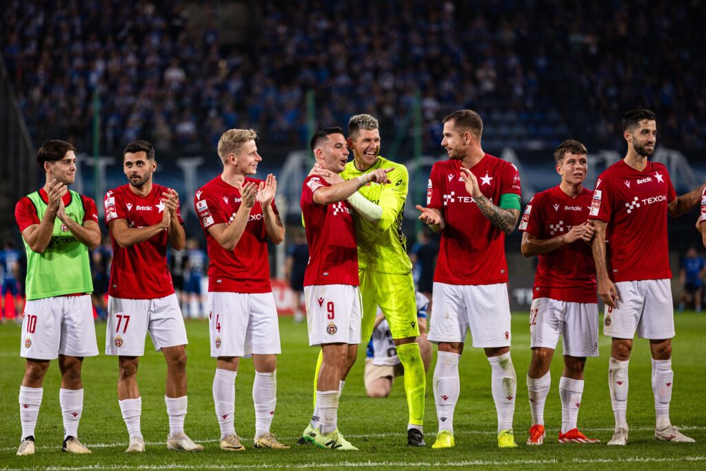 KRAKOW, 12.08.2024
BETCLIC I LIGA PILKA NOZNA MECZ WISLA KRAKOW - RUCH CHORZOW
POLISH 2ND DIVISION LEAGUE FOOTBALL GAME WISLA KRAKOW - RUCH CHORZOW
NZ ANGEL RODADO ANTON CHICKAN
FOT. ZUZA TWARDOSZ / 400mm.pl