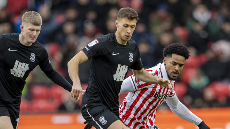 January 20, 2024, Bristol, England, United Kingdom: 20th January 2024; Bet365 Stadium, Stoke, Staffordshire, England; EFL Championship Football, Stoke City versus Birmingham City; Krystian Bielik of Birmingham City under pressure from Ryan Mmaee of Stoke City (Credit Image: © Tim Williams/Action Plus Sports via ZUMA Press Wire) 
EFL PILKA NOZNA SEZON 2023/2024

FOT. ZUMA/newspix.pl / 400mm.pl
POLAND ONLY!
---
newspix.pl / 400mm.pl