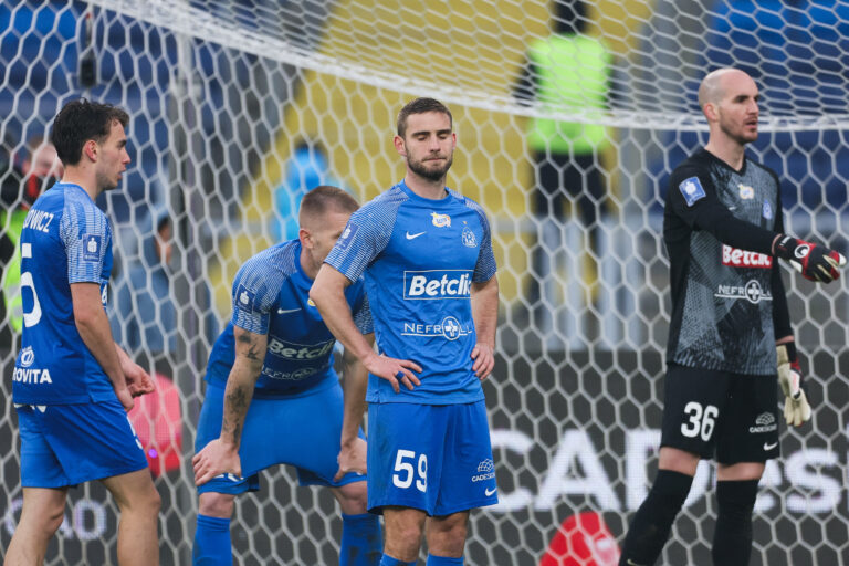 CHORZOW 20.04.2024
PKO EKSTRAKLASA SEZON 2023/24 --- POLISH FOOTBALL TOP LEAGUE: RUCH CHORZOW -  WIDZEW LODZ
NZ PATRYK STEPINSKI SMUTEK
FOT. MARCIN BRYJA / 400mm.pl