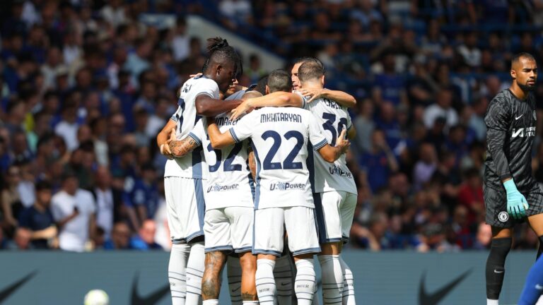 August 11, 2024, Chelsea, London, England: 11th August 2024; Stamford Bridge, Chelsea, London, England: Pre Season Football Friendly, Chelsea versus Inter Milan; Inter Milan players celebrate their goal by Marcus Thuram in the 26th minute for 0-1. (Credit Image: © Katie Chan/Action Plus Sports via ZUMA Press Wire) 
MECZ TOWARZYSKI PILKA NOZNA SEZON 2024/2025
FOT. ZUMA/newspix.pl / 400mm.pl

POLAND ONLY !!!
---
newspix.pl / 400mm.pl