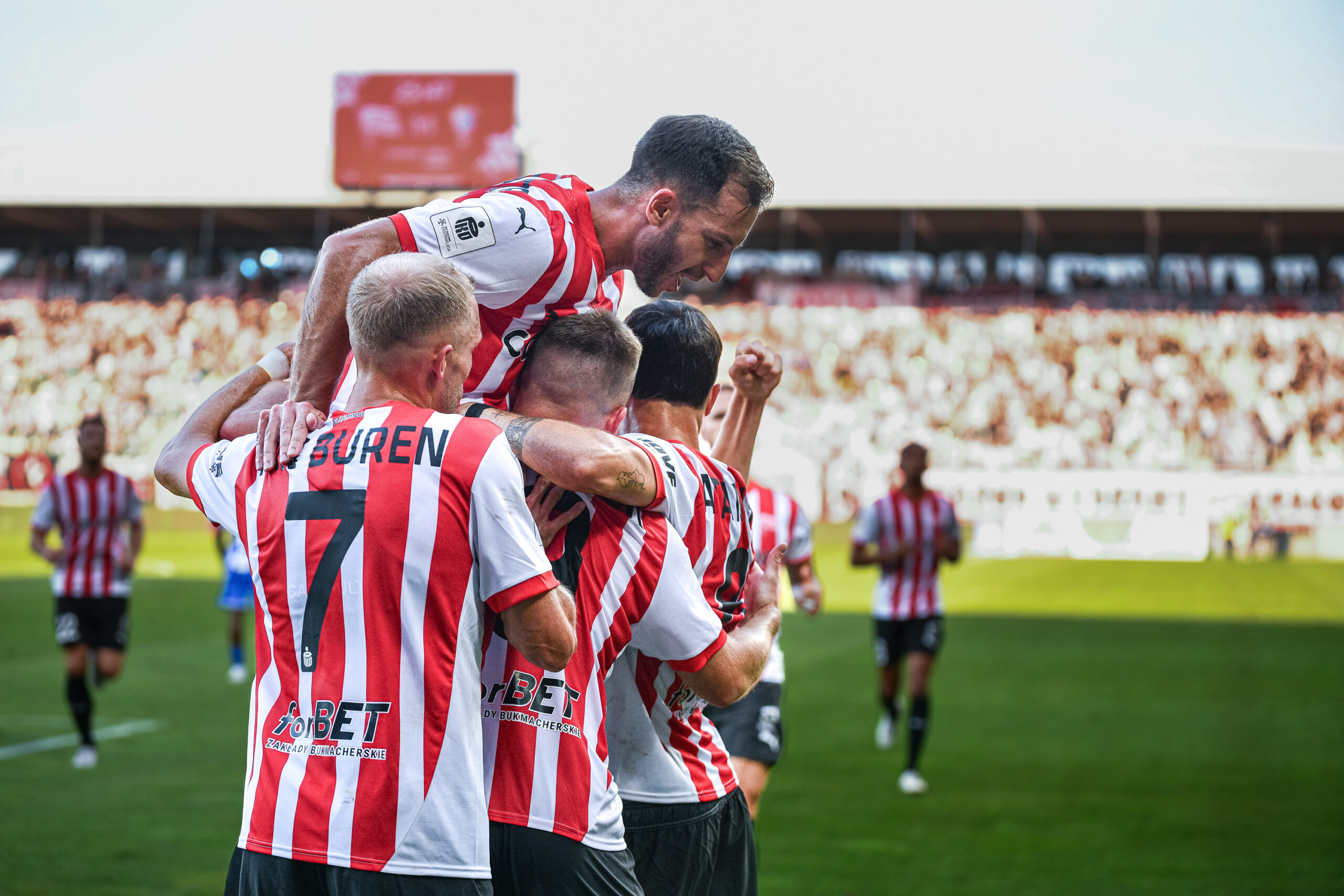 KRAKOW 24.08.2024
MECZ 6. KOLEJKA PKO EKSTRAKLASA SEZON 2024/25 --- POLISH FOOTBALL TOP LEAGUE MATCH IN KRAKOW: CRACOVIA KRAKOW - GORNIK ZABRZE
NZ RADOSC GOL FILIP ROZGA OTAR KAKABADZE
FOT. MICHAL PLASZYK / 400mm.pl