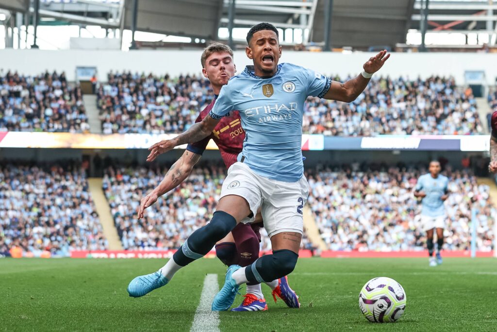 August 24, 2024, Manchester, Manchester, United Kingdom: SÃ¡vio of Manchester City is fouled by Leif Davis of Ipswich Town , VAR gives a penalty during the Premier League match Manchester City vs Ipswich Town at Etihad Stadium, Manchester, United Kingdom, 24th August 2024. (Credit Image: © Mark Cosgrove/News Images via ZUMA Press Wire) 
LIGA ANGIELSKA PILKA NOZNA SEZON 2024/2025
FOT. ZUMA/newspix.pl / 400mm.pl

POLAND ONLY !!!
---
newspix.pl / 400mm.pl