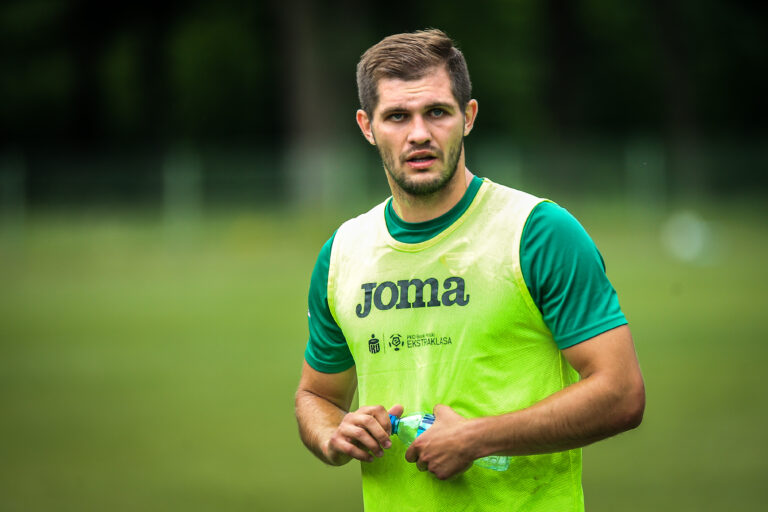 JEDLNIA LETNISKO 13.06.2022
PILKA NOZNA EKSTRAKLASA TRENING RADOMIAK RADOM
POLISH TOP LEAGUE FOOTBALL PRACTISE
KAROL ANGIELSKI
FOT. Kacper Pacocha / 400mm.pl