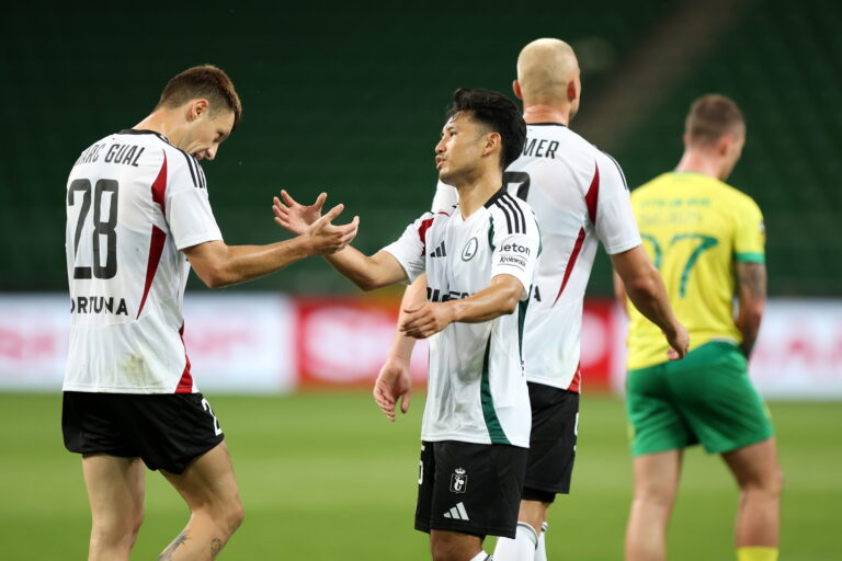 WARSZAWA 25.07.2024
PIERWSZY MECZ II RUNDA ELIMINACYJNA LIGA KONFERENCJI EUROPY SEZON 2024/25 --- UEFA EUROPA CONFERENCE LEAGUE SECOND QUALIFYING ROUND FIRST MATCH IN WARSAW: LEGIA WARSZAWA - CAERNARFON TOWN FC
MARC GUAL  RYOYA MORISHITA
FOT. PIOTR KUCZA/400mm.pl