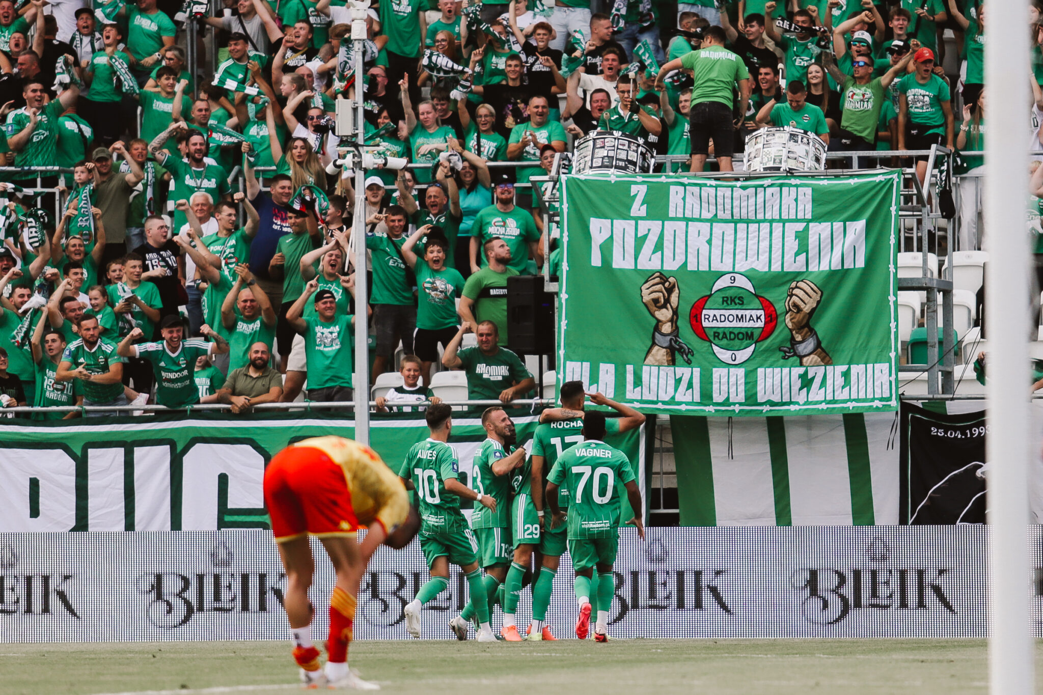 RADOM 27.07.2024
MECZ 2. KOLEJKI PKO EKSTRAKLASA SEZON 2024/25 --- POLISH FOOTBALL TOP LEAGUE MATCH: RADOMIAK RADOM - JAGIELLONIA BIALYSTOK
NZ PILKARZE RADOMIAKA
FOT. ALEKSANDRA KRZEMINSKA/400mm.pl