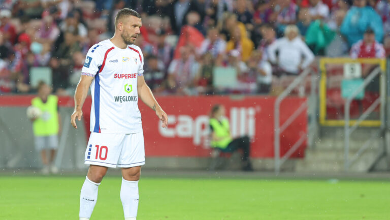 ZABRZE 02.08.2024
MECZ PKO EKSTRAKLASA SEZON 2024/25  POLISH FOOTBALL TOP LEAGUE MATCH : GORNIK ZABRZE - POGON SZCZECIN
LUKAS PODOLSKI
FOT. MICHAL CHWIEDUK / 400mm.pl