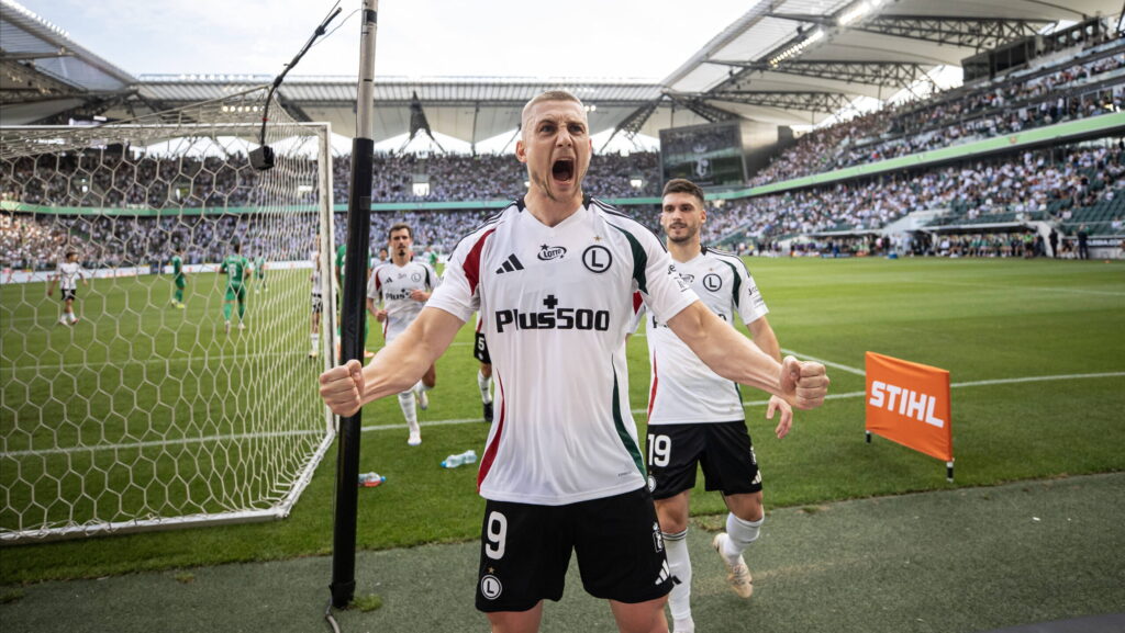 WARSZAWA 18.08.2024
MECZ 5. KOLEJKA PKO EKSTRAKLASA SEZON 2024/25 --- POLISH FOOTBALL TOP LEAGUE MATCH IN WARSAW: LEGIA WARSZAWA - RADOMIAK RADOM
BLAZ KRAMER  RUBEN VINAGRE
FOT. PIOTR KUCZA/400mm.pl