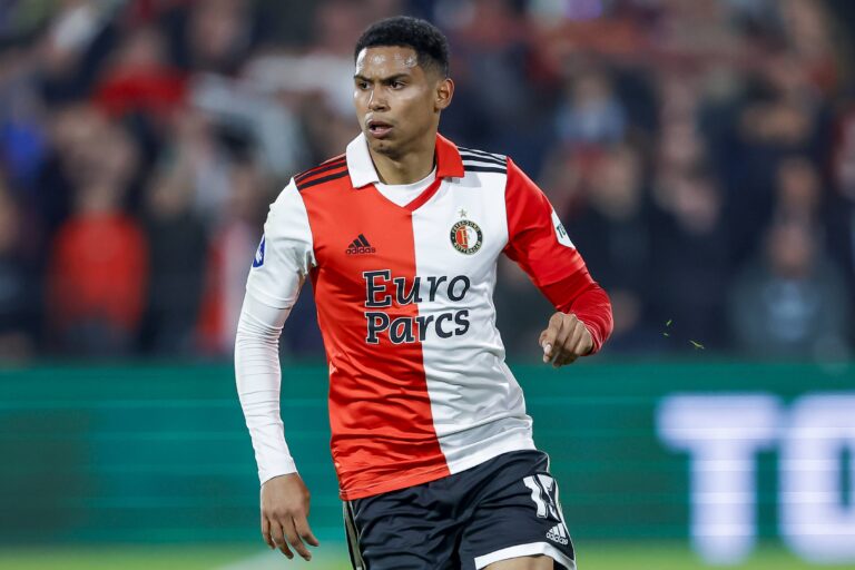 Rotterdam, Niederlande, 09.04.2023: Marcos Lopez (Feyenoord Rotterdam) Schaut, schaut waehrend des Spiels der  Eredivisie zwischen Feyenoord Rotterdam vs RKC Waalwijk, Feyenoord Rotterdam vs RKC Waalwijk im de Kuip am 09. April 2023 in Rotterdam, Niederlande. (Foto von NESimages/Perry vd Leuvert/DeFodi Images)

Rotterdam, Netherlands, 09.04.2023: Marcos Lopez (Feyenoord Rotterdam) looks on during the Eredivisie match between Feyenoord Rotterdam vs RKC Waalwijk, Feyenoord Rotterdam vs RKC Waalwijk at the de Kuip on April 9, 2023 in Rotterdam, Netherlands. (Photo by NESimages/Perry vd Leuvert/DeFodi Images)  
LIGA HOLENDERSKA PILKA NOZNA SEZON 2022/2023
FOT. DEFODI IMAGES/newspix.pl / 400mm.pl

POLAND ONLY !!!
---
newspix.pl / 400mm.pl