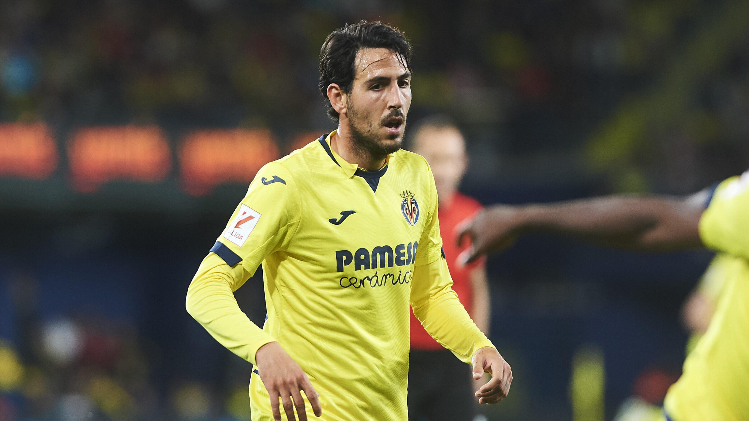 Vila-real, Spanien, 01.04.2024: Dani Parejo (FC Villarreal) schaut waehrend des Spiels der LaLiga EA Sports - Matchday 30 zwischen Villarreal CF vs Atletico Madrid im Estadio de la Ceramica am 01. April 2024 in Vila-real, Spanien. (Foto von Maria Jose Segovia/DeFodi Images)

Vila-real, Spain, 01.04.2024: Dani Parejo (FC Villarreal) looks on during the LaLiga EA Sports - Matchday 30 match between Villarreal CF vs Atletico Madrid at the Estadio de la Ceramica on April 1, 2024 in Vila-real, Spain. (Photo by Maria Jose Segovia/DeFodi Images) 
LIGA HISZPANSKA PILKA NOZNA SEZON 2023/2024
FOT.DEFODI IMAGES/newspix.pl / 400mm.pl
POLAND ONLY!

---
newspix.pl / 400mm.pl