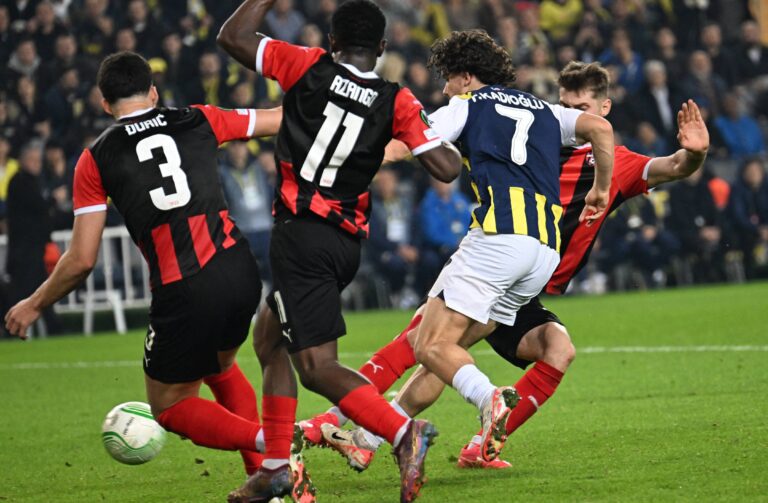 ISTANBUL, TURKIYE - DECEMBER 14: Ferdi Kadioglu (7) of Fenerbahce in action against Philip Azango (11) of Spartak Trnava during the UEFA Europa Conference League group H week 6 football match between Fenerbahce and Spartak Trnava at Ulker Stadium in Istanbul, Turkiye on December 14, 2023. Elif Ozturk Ozgoncu / Anadolu
LIGA KONFERENCJI EUROPY PILKA NOZNA SEZON 2023/2024
FOT. ABACA/newspix.pl / 400mm.pl
POLAND ONLY!
---
newspix.pl / 400mm.pl