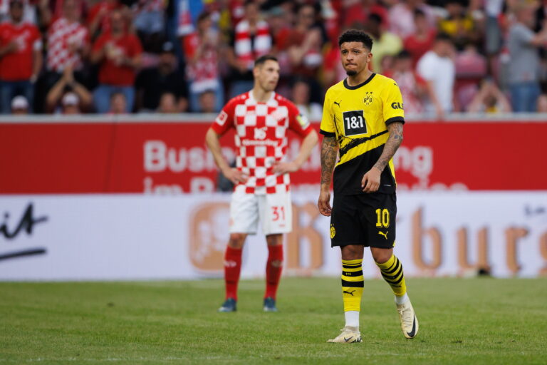 11.05.2024, Coface Arena, Mainz, GER, 1. FBL, 1. FSV Mainz 05 vs Borussia Dortmund, 33. Runde, im Bild Jadon Sancho (Borussia Dortmund) enttaeuscht // during the German Bundesliga 33th round match between 1. FSV Mainz 05 and Borussia Dortmund at the Coface Arena in Mainz, Germany on 2024/05/11. EXPA Pictures © 2024, PhotoCredit: EXPA/ Eibner-Pressefoto/ Alexander Neis

*****ATTENTION - OUT of GER***** 
LIGA NIEMIECKA PILKA NOZNA SEZON 2023/2024

FOT.EXPA/newspix.pl / 400mm.pl

Austria, Italy, Spain, Slovenia, Serbia, Croatia, Germany, UK, USA and Sweden  OUT!
---
newspix.pl / 400mm.pl